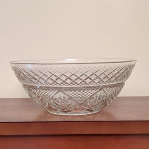 Vintage glass etched seeing bowl.